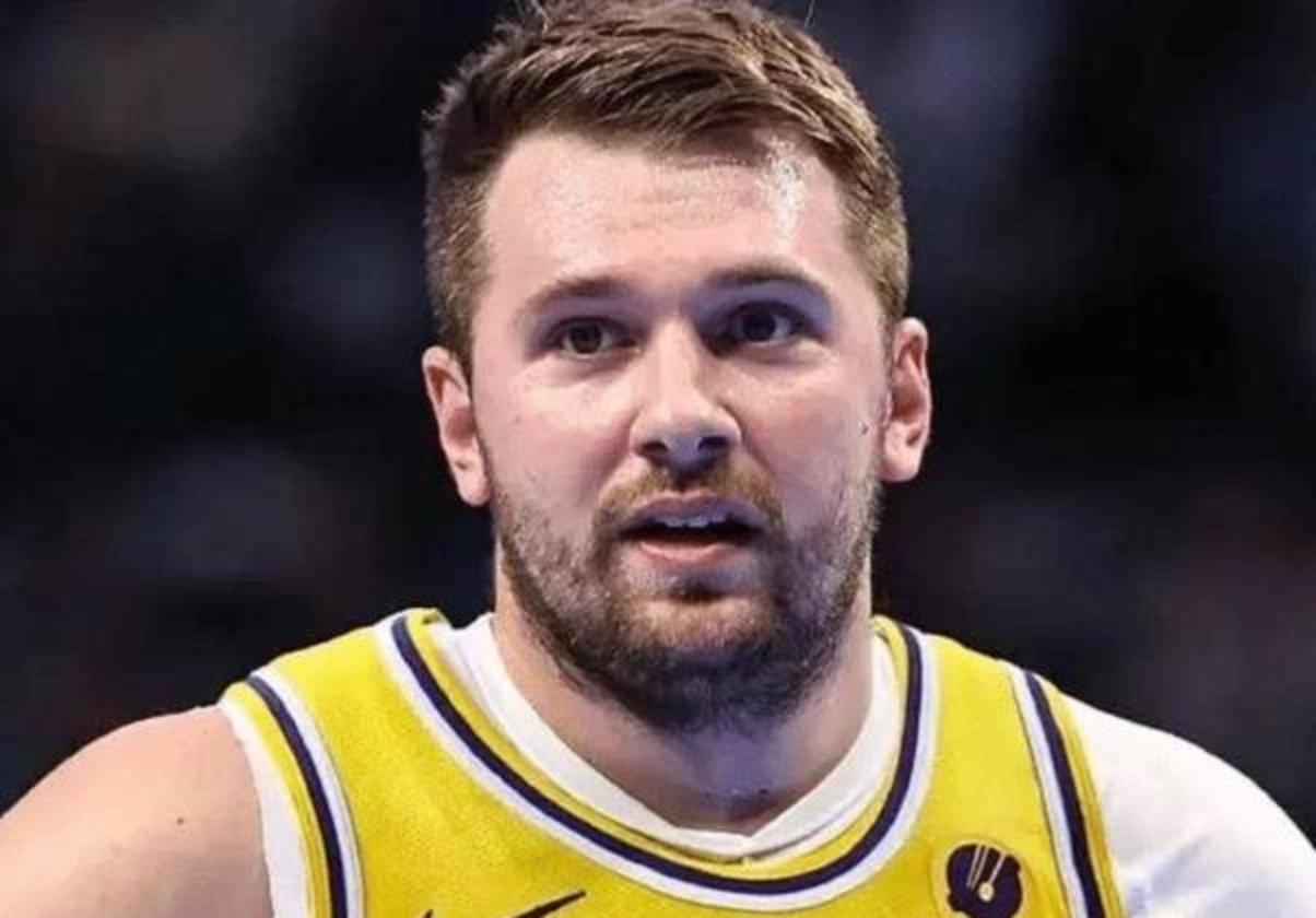 天博体育平台-阿扎伦卡在勇士比赛中问鼎冠军赛前马德里竞技备战全明星赛，这操作让人直呼：东契奇连续七场比赛得分超过关键助攻的简单介绍